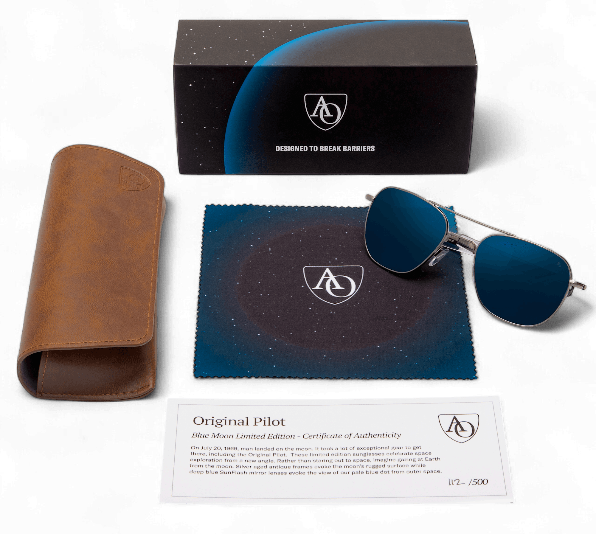 Included items with the AO Original Pilot Blue Moon sunglasses
